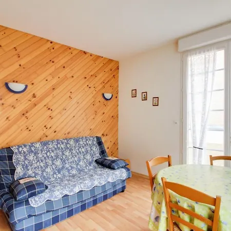 T2 Avec Terrasse, Coin Nuit, Parking Et Proximite Telecabine - 4 Pers. - Fr-1-401-66 Apartment *