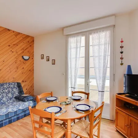 T2 Avec Terrasse, Coin Nuit, Parking Et Proximite Telecabine - 4 Pers. - Fr-1-401-66 דירה *