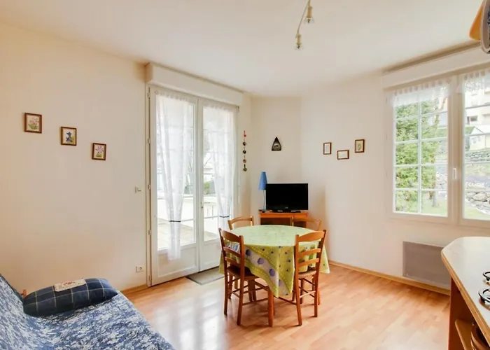 T2 Avec Terrasse, Coin Nuit, Parking Et Proximite Telecabine - 4 Pers. - Fr-1-401-66